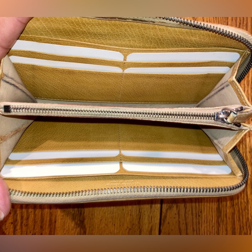 Bottega Veneta Intrecciato Woven Leather Wallet Tan - Picture 8 of 14
